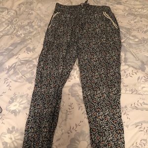 Scotch and Soda pineapple print comfy pants 🍍